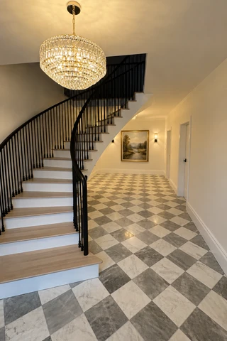 Curved Staircase as part of a Renovation in Oxford